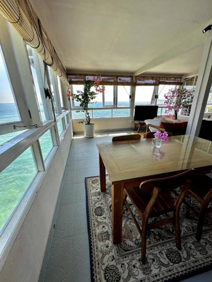 Beach Front Villa , All Mare 2 Uluwatu  Exterior photo