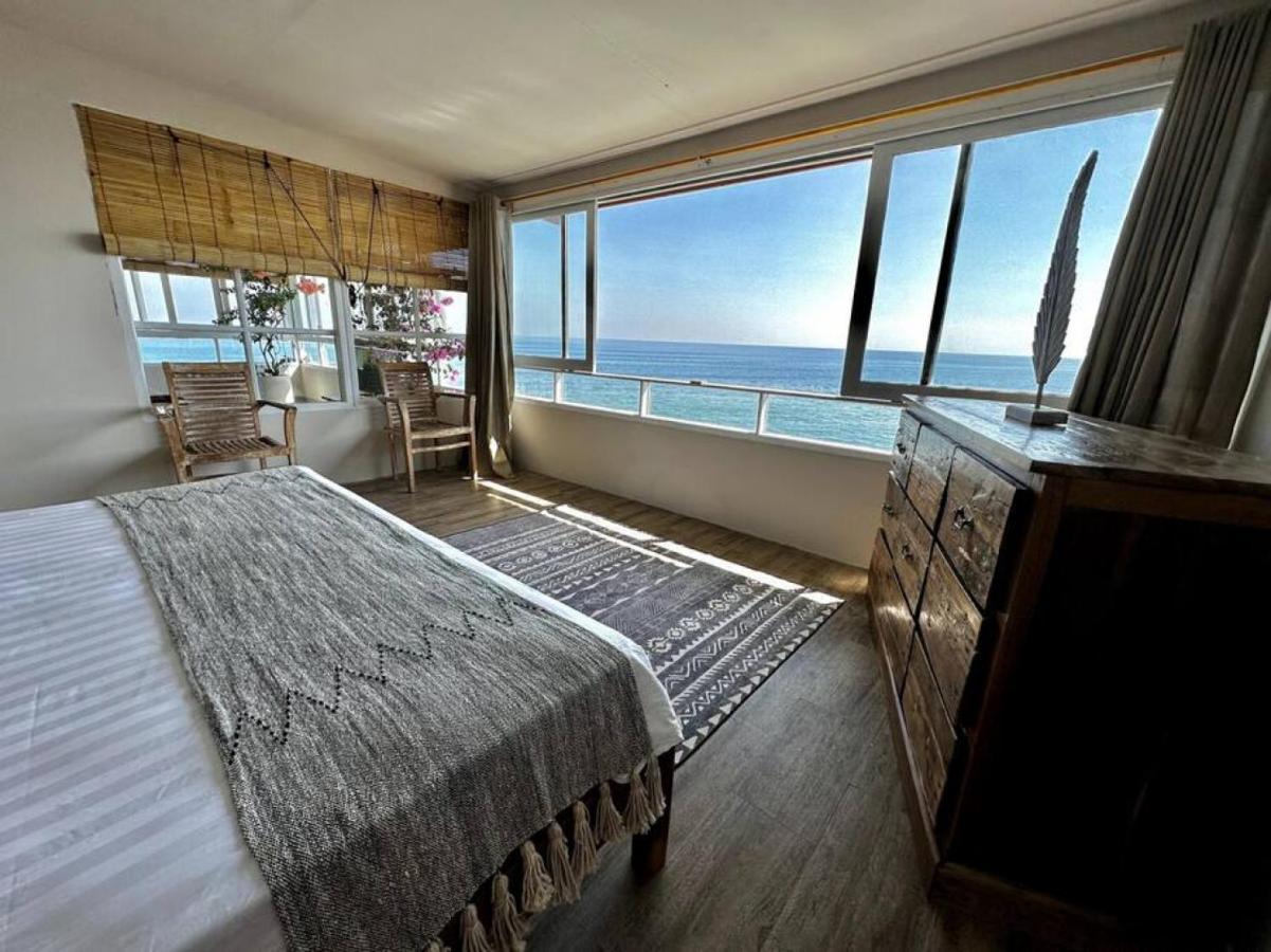 Beach Front Villa , All Mare 2 Uluwatu  Exterior photo